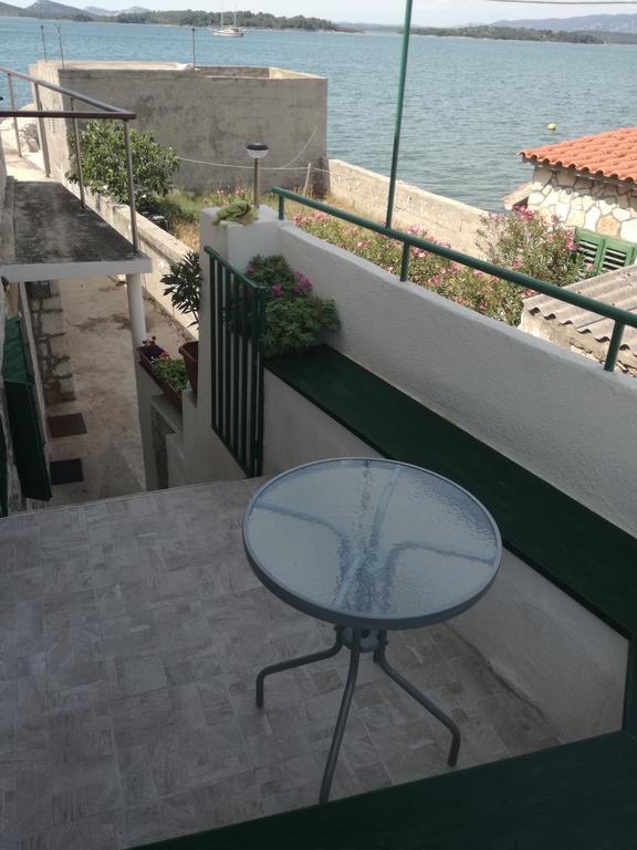 Apartman Ante Murter Zewnętrze zdjęcie